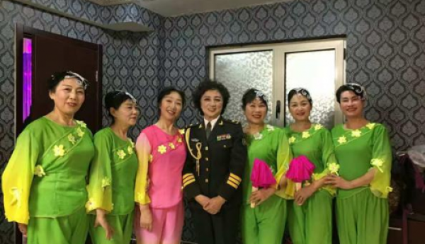 黎柳如荣获拾遗传承“传统民歌非物质文化遗产传承师”称号