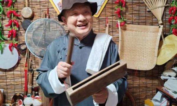 李文荣获拾遗传承“京东吆喝叫卖艺术非物质文化遗产传承人”称号