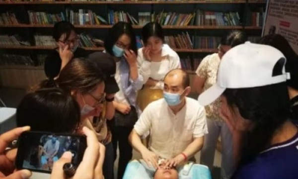 张鹤立荣获拾遗传承“中医内功调理技法非物质文化遗产传承人”称号