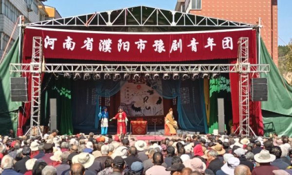 传承使命扛在肩，王新红助力王氏家族清明祭祖绽光芒